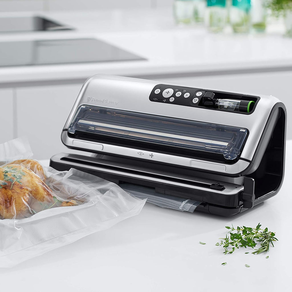 FoodSaver FFS006X macchina sottovuoto per alimenti secchi/umidi, portarotolo e taglierina,3 livelli aspirazione + sigillatura automatica,funzione marinatura,tubo per contenitori,accessori inclusi