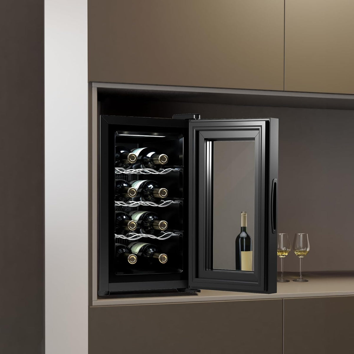 Cecotec Enoteca 8 Bottiglie Bolero Grandsommelier 830 Coolcrystal, Raffreddamento termoelettrico, Temperatura regolabile tra 8-18°C, Controllo tattile e display, LED interno, Gas non nocivo.